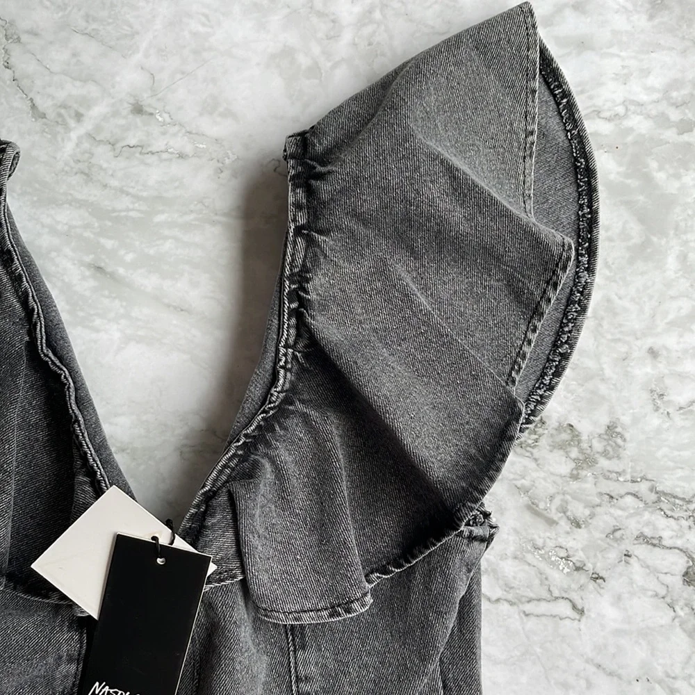 NASTY GAL | Collar Detail Denim Crop Top in Washed Black - Picture 3 of 10